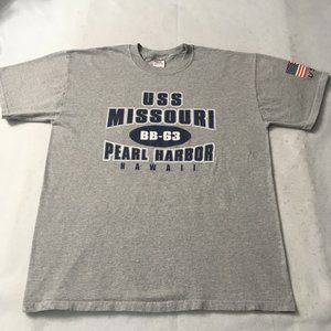 #92 Jerzees USS Missouri BB-63 Pearl Harbor Hawaii T-Shirt Men L Round Neck Gray